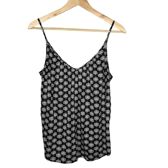 H&M black white Floral camisole crop top Sz M - Picture 1 of 5